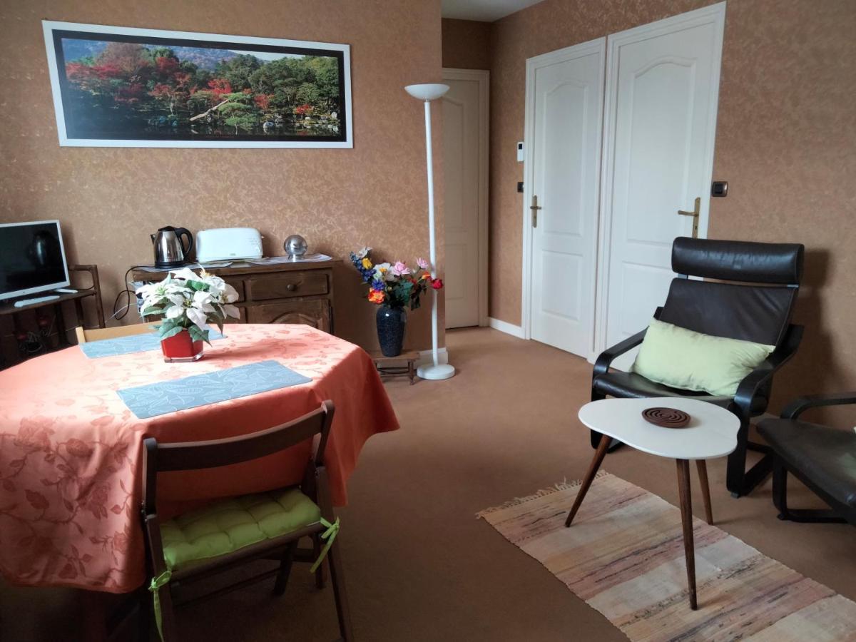 Chambre A Louer Chez L'Habitant Payre Luaran gambar