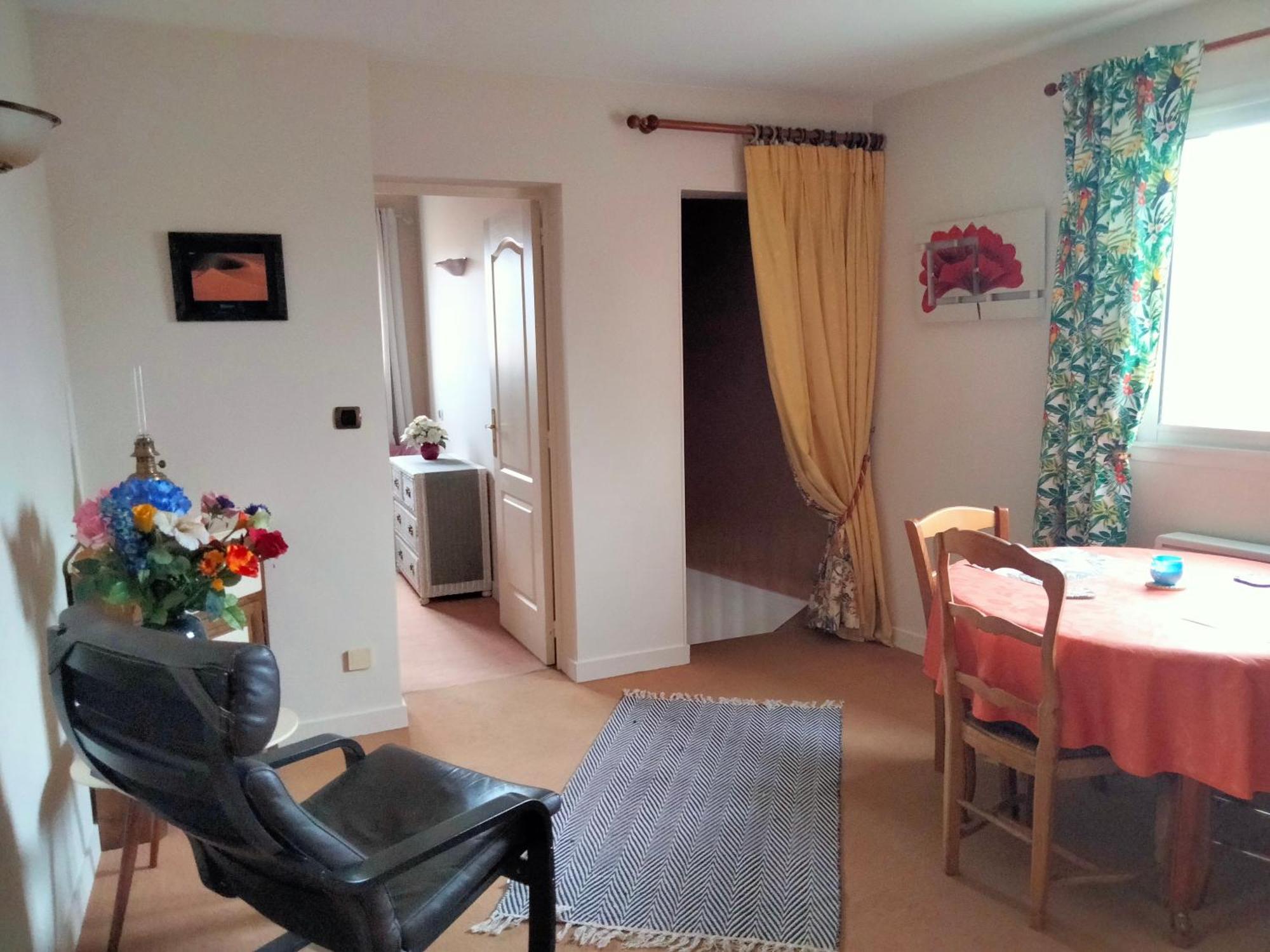 Chambre A Louer Chez L'Habitant Payre Luaran gambar